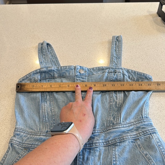 Madewell size 0 light wash Jean overall romper buttons on top - Picture 13 of 14